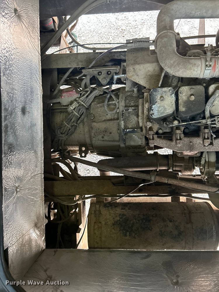 image for item EG1364 1994 Winnebago Vectra RV