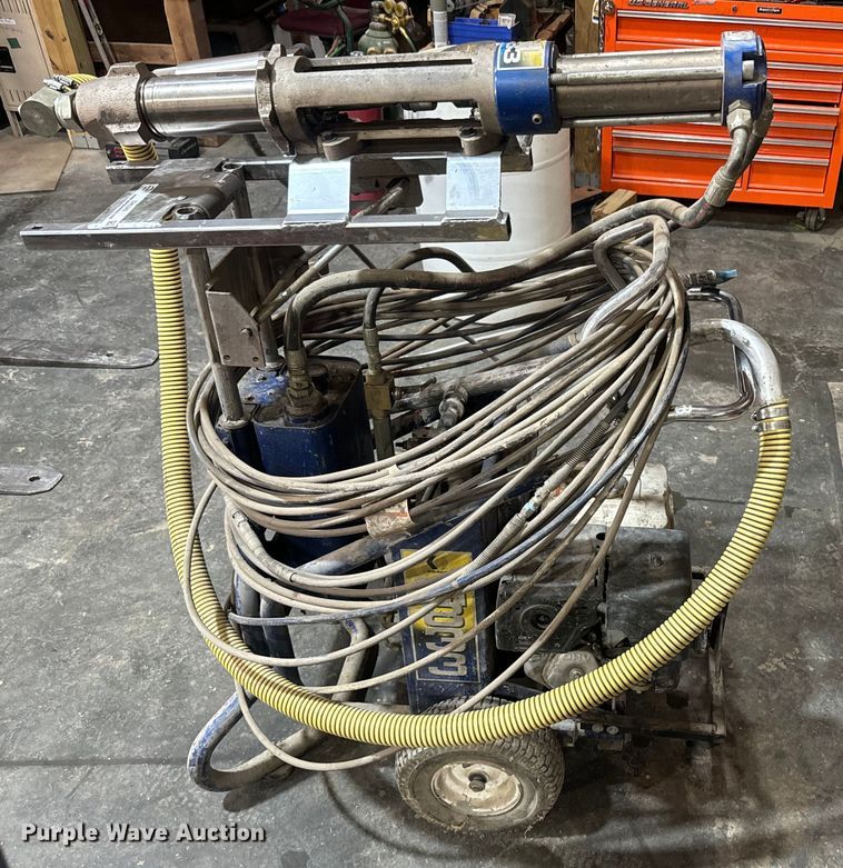 image for item EH5342 Graco GH833 gas hydraulic sprayer