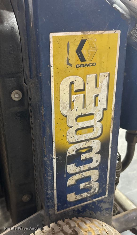 image for item EH5342 Graco GH833 gas hydraulic sprayer