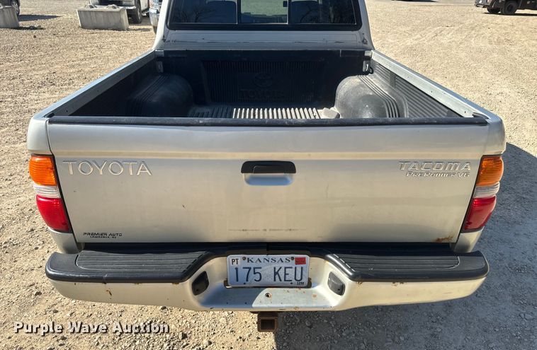 image for item EH5344 2001 Toyota Tacoma Double Cab pickup truck
