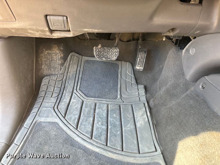 image for item EH5344 2001 Toyota Tacoma Double Cab pickup truck