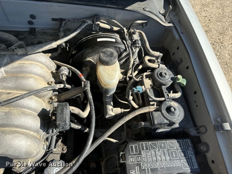 image for item EH5344 2001 Toyota Tacoma Double Cab pickup truck