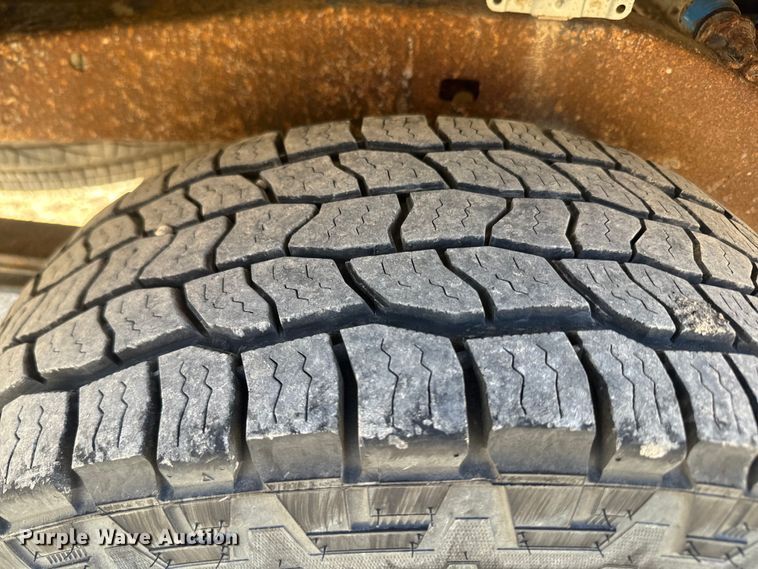 image for item EH5344 2001 Toyota Tacoma Double Cab pickup truck