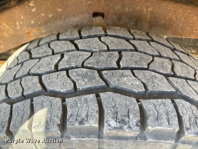 image for item EH5344 2001 Toyota Tacoma Double Cab pickup truck