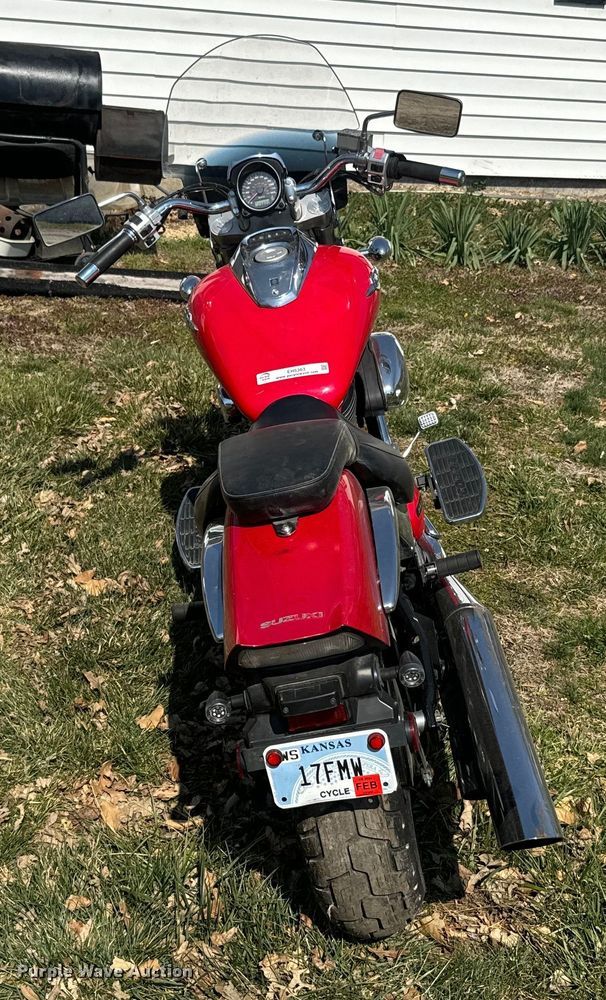 image for item EH5363 2005 Suzuki M50BK5 Boulevard motorcycle