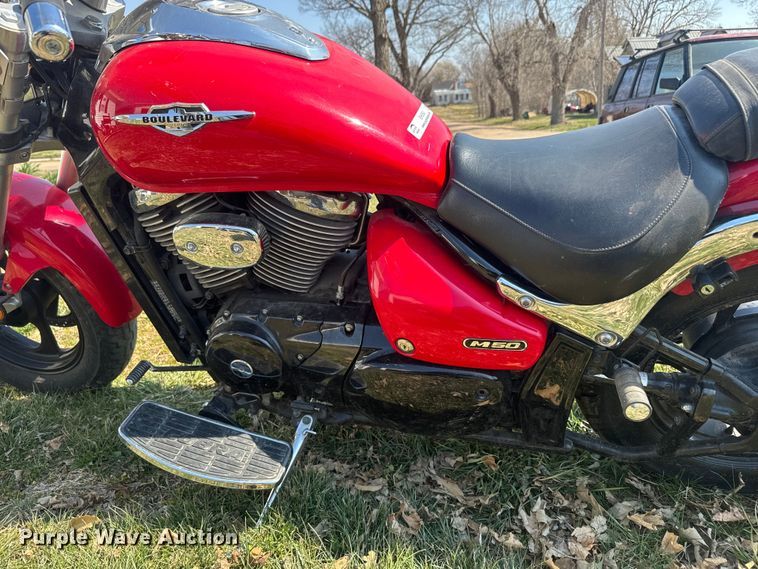 image for item EH5363 2005 Suzuki M50BK5 Boulevard motorcycle