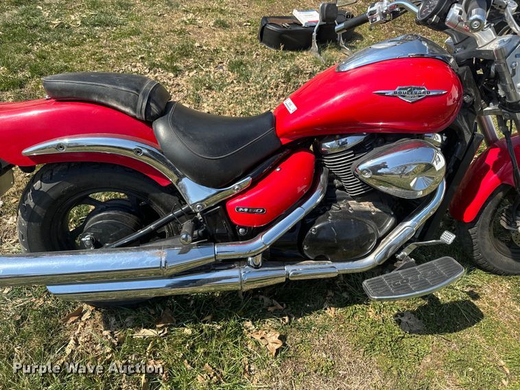 image for item EH5363 2005 Suzuki M50BK5 Boulevard motorcycle