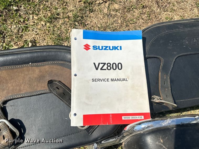 image for item EH5363 2005 Suzuki M50BK5 Boulevard motorcycle