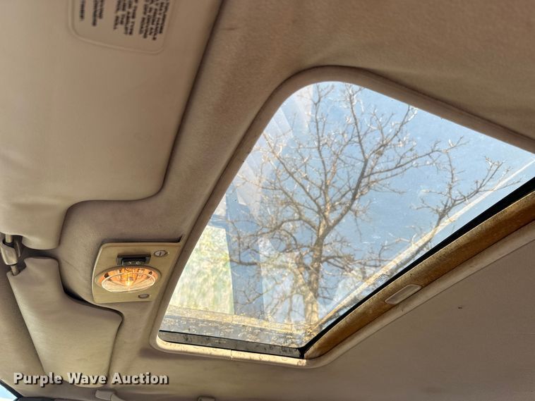 image for item EH5364 1994 Land Rover Range Rover County SUV