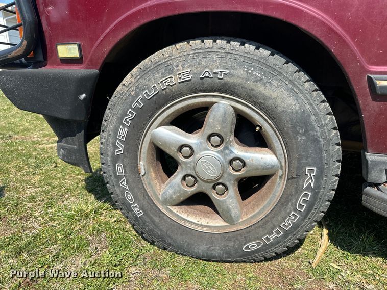 image for item EH5364 1994 Land Rover Range Rover County SUV