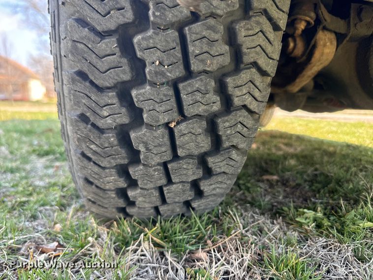 image for item EH5364 1994 Land Rover Range Rover County SUV