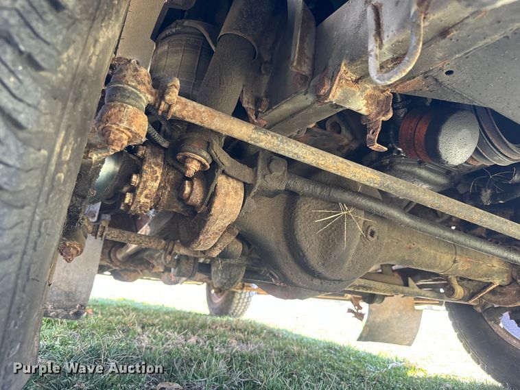 image for item EH5364 1994 Land Rover Range Rover County SUV