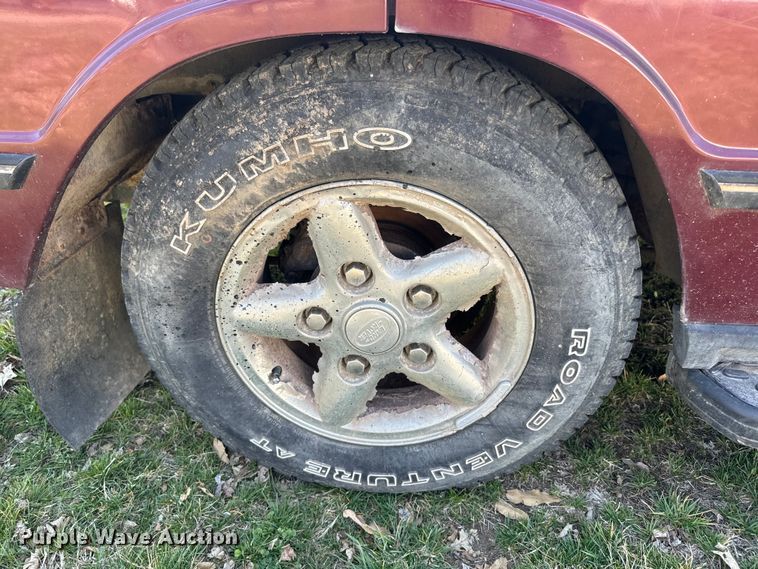 image for item EH5364 1994 Land Rover Range Rover County SUV