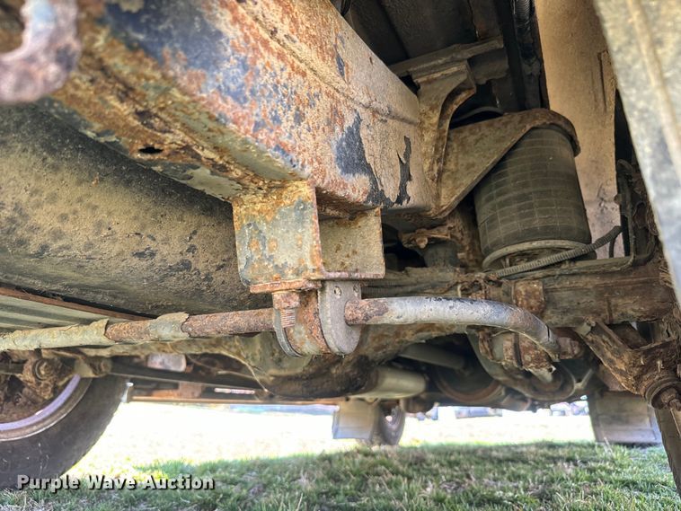 image for item EH5364 1994 Land Rover Range Rover County SUV