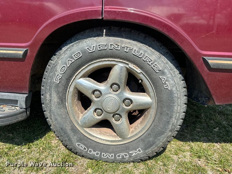 image for item EH5364 1994 Land Rover Range Rover County SUV