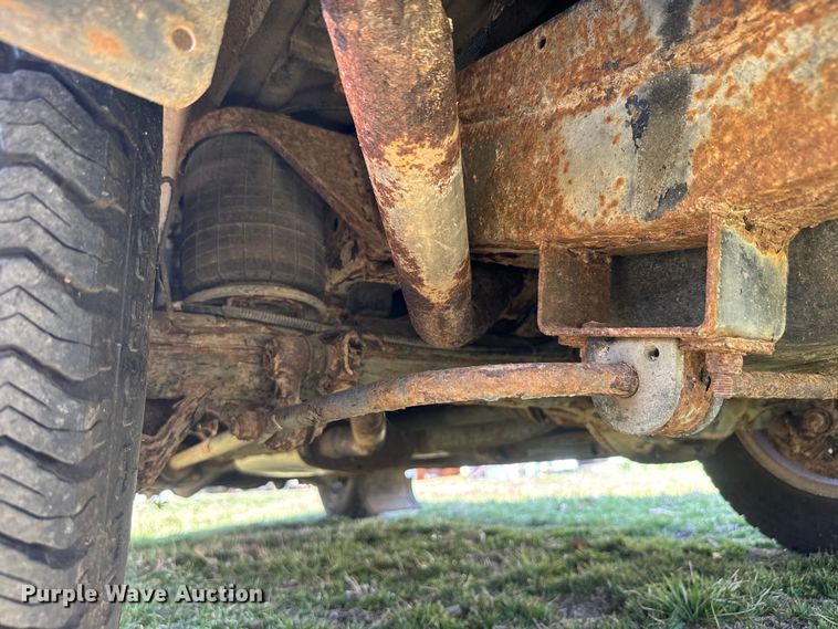 image for item EH5364 1994 Land Rover Range Rover County SUV