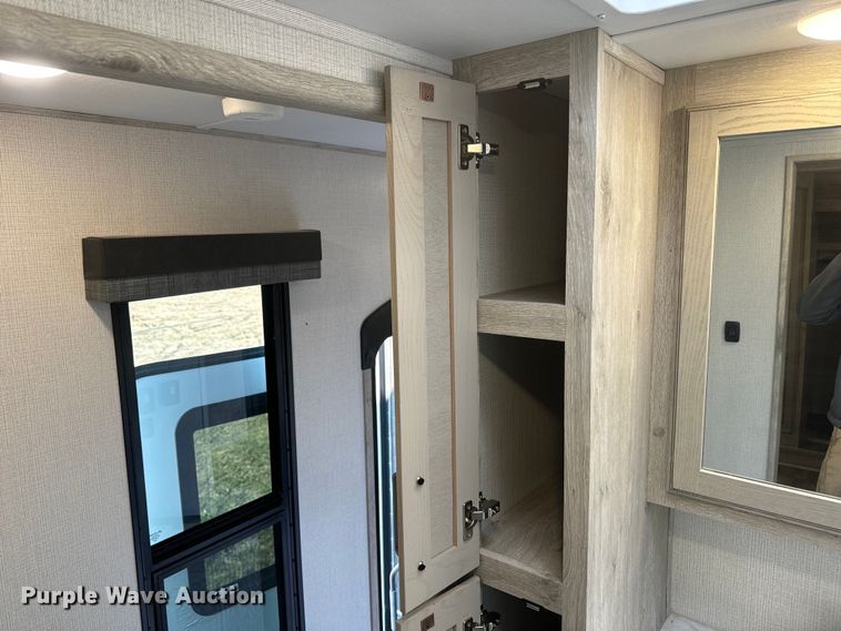 image for item EH5366 2023 Keystone  Avalanche  camper