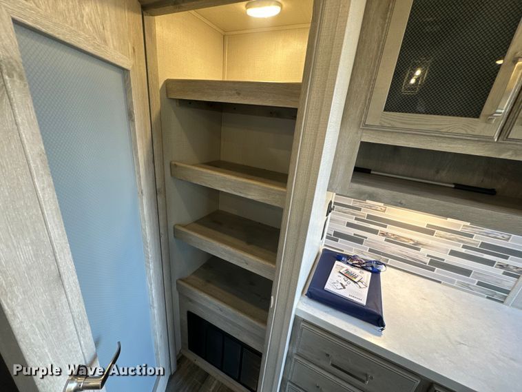 image for item EH5366 2023 Keystone  Avalanche  camper