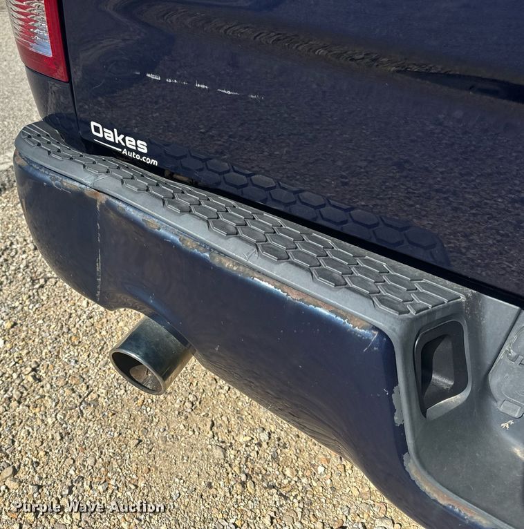 image for item EH6584 2012 Dodge Ram 1500 Quad Cab pickup truck