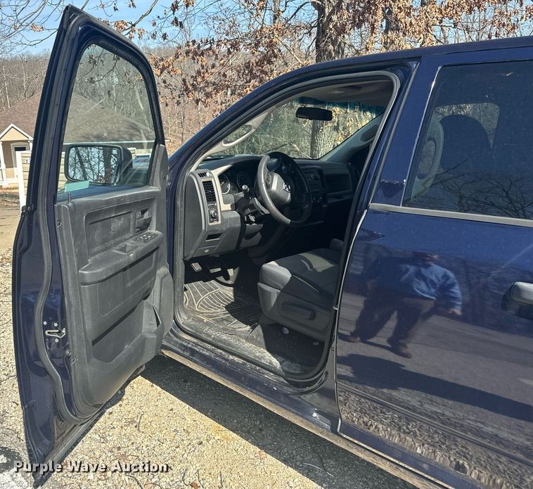 image for item EH6584 2012 Dodge Ram 1500 Quad Cab pickup truck