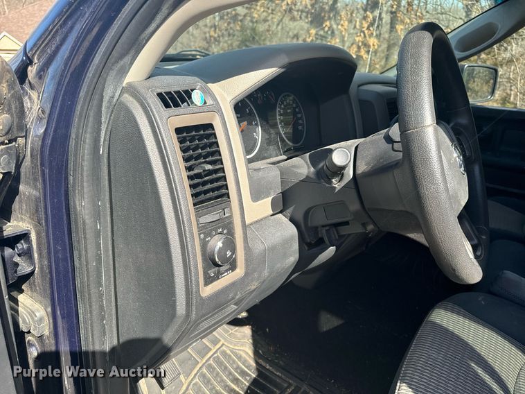 image for item EH6584 2012 Dodge Ram 1500 Quad Cab pickup truck