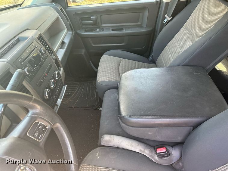 image for item EH6584 2012 Dodge Ram 1500 Quad Cab pickup truck
