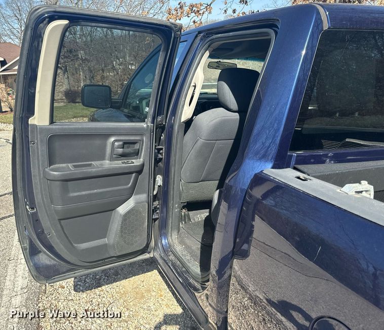 image for item EH6584 2012 Dodge Ram 1500 Quad Cab pickup truck