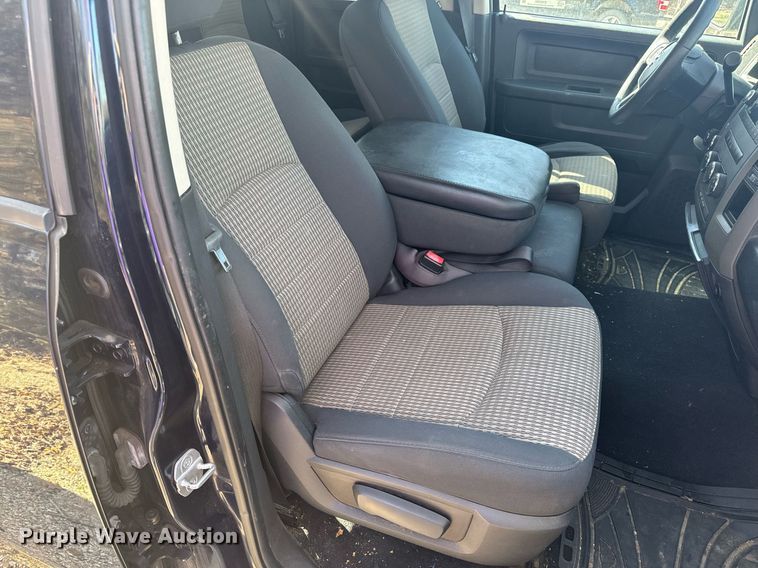 image for item EH6584 2012 Dodge Ram 1500 Quad Cab pickup truck