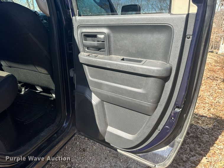 image for item EH6584 2012 Dodge Ram 1500 Quad Cab pickup truck