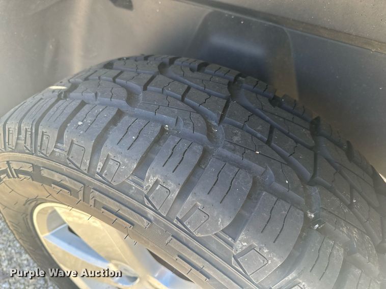 image for item EH6584 2012 Dodge Ram 1500 Quad Cab pickup truck