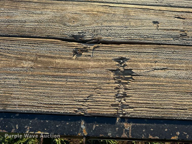 image for item EH6623 2010 Trailerman HHG8205F20 equipment trailer