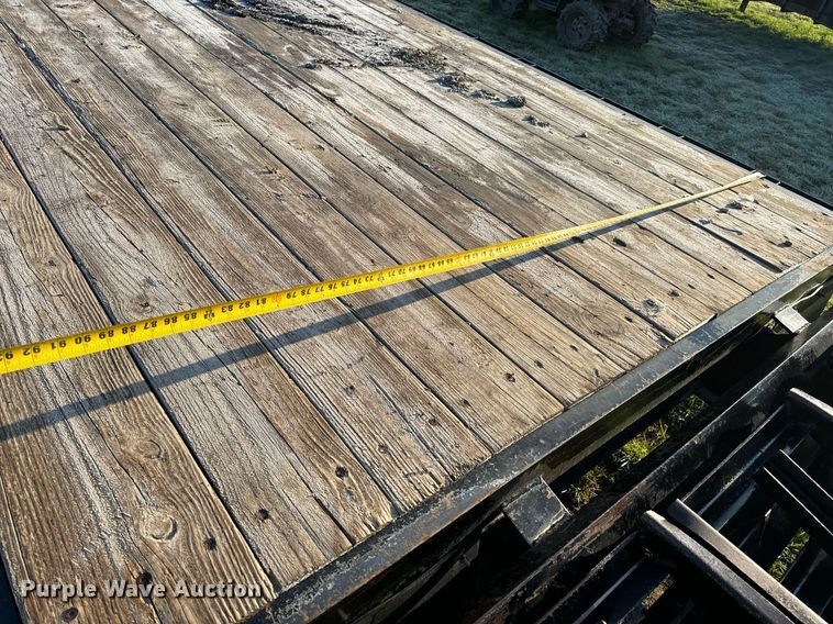 image for item EH6623 2010 Trailerman HHG8205F20 equipment trailer