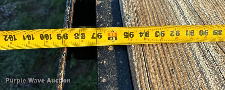 image for item EH6623 2010 Trailerman HHG8205F20 equipment trailer