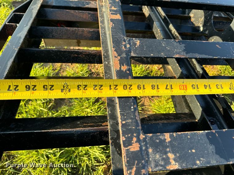 image for item EH6623 2010 Trailerman HHG8205F20 equipment trailer