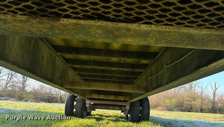 image for item EH6623 2010 Trailerman HHG8205F20 equipment trailer