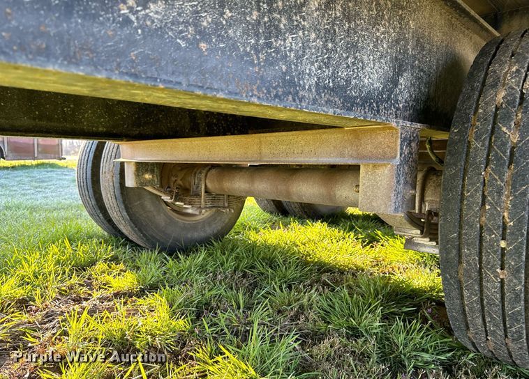 image for item EH6623 2010 Trailerman HHG8205F20 equipment trailer