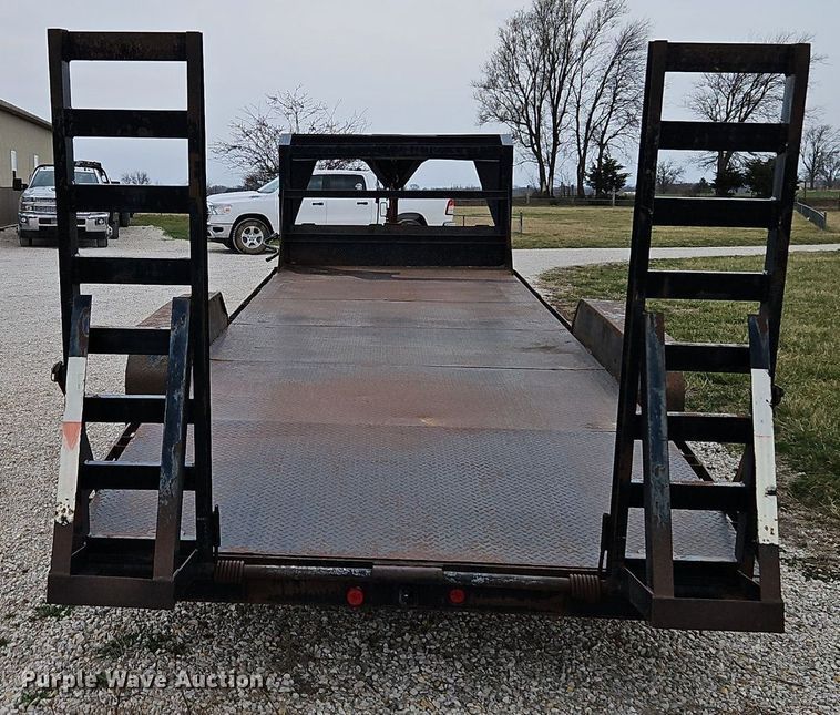 image for item EI3617 2006 Maxey equipment trailer