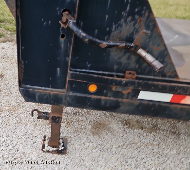 image for item EI3617 2006 Maxey equipment trailer