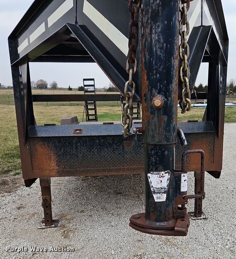 image for item EI3617 2006 Maxey equipment trailer