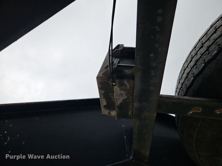 image for item EI3617 2006 Maxey equipment trailer