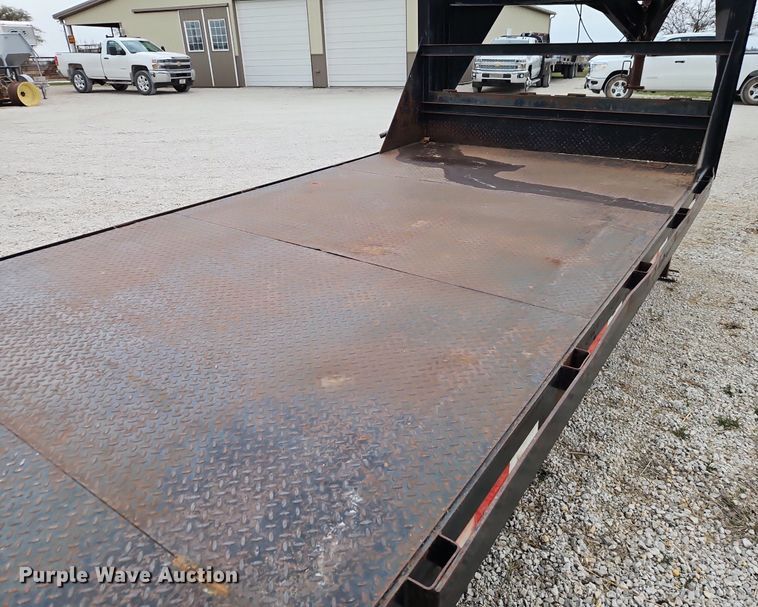 image for item EI3617 2006 Maxey equipment trailer