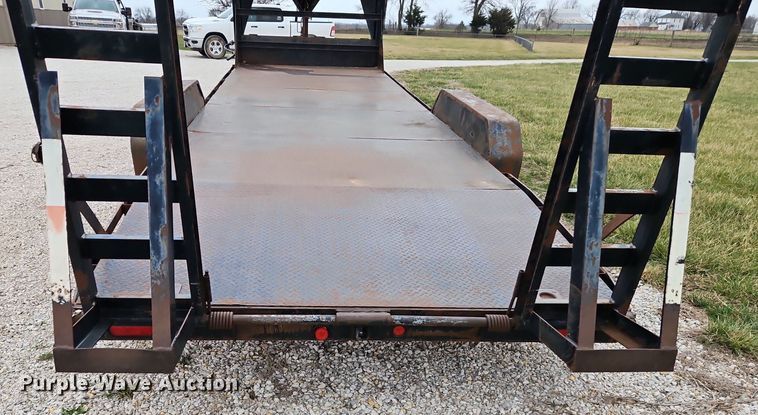 image for item EI3617 2006 Maxey equipment trailer
