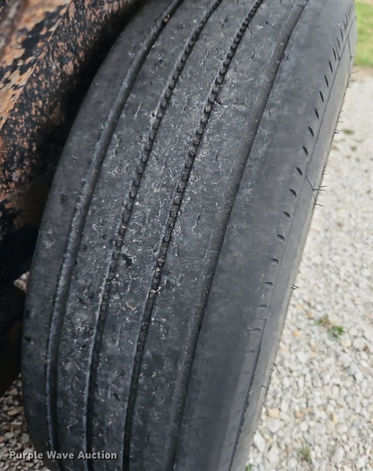 image for item EI3617 2006 Maxey equipment trailer