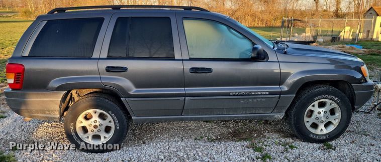 image for item EI3643 2002 Jeep Grand Cherokee SUV