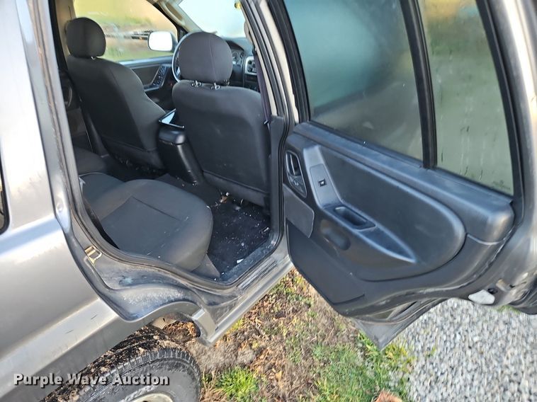 image for item EI3643 2002 Jeep Grand Cherokee SUV