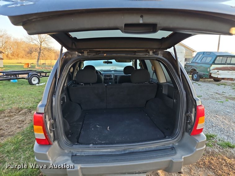 image for item EI3643 2002 Jeep Grand Cherokee SUV