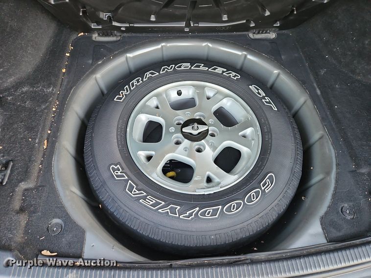 image for item EI3643 2002 Jeep Grand Cherokee SUV