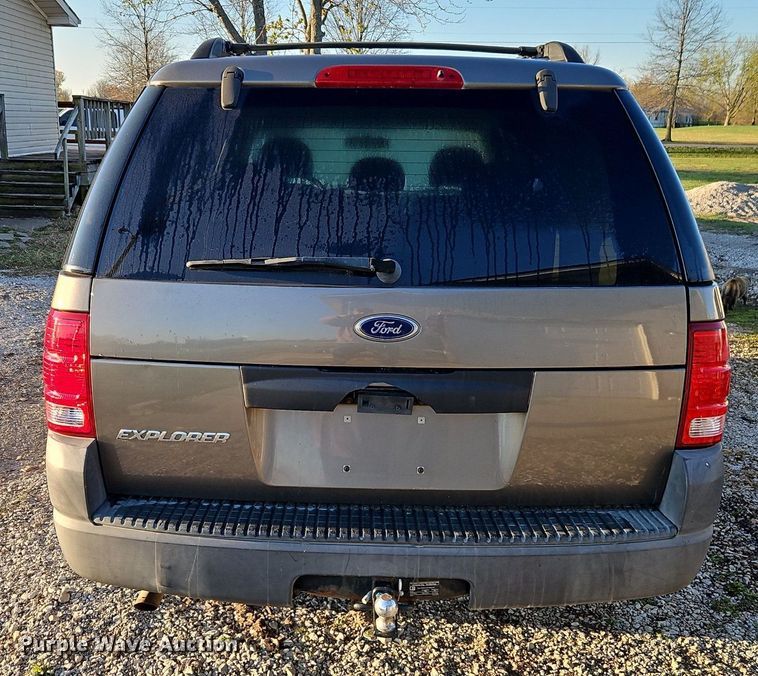image for item EI3644 2004 Ford Explorer  SUV