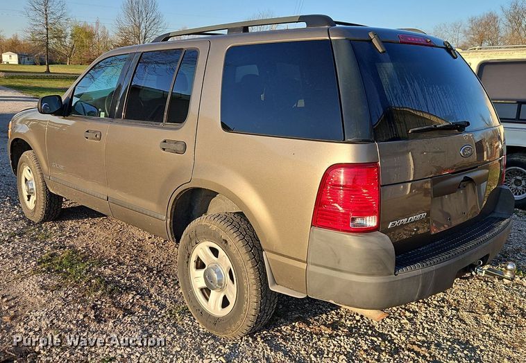 image for item EI3644 2004 Ford Explorer  SUV