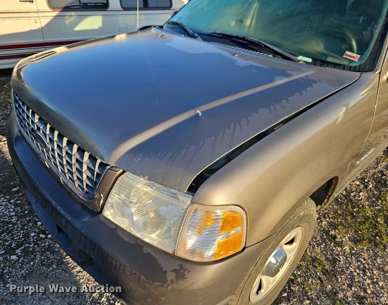 image for item EI3644 2004 Ford Explorer  SUV